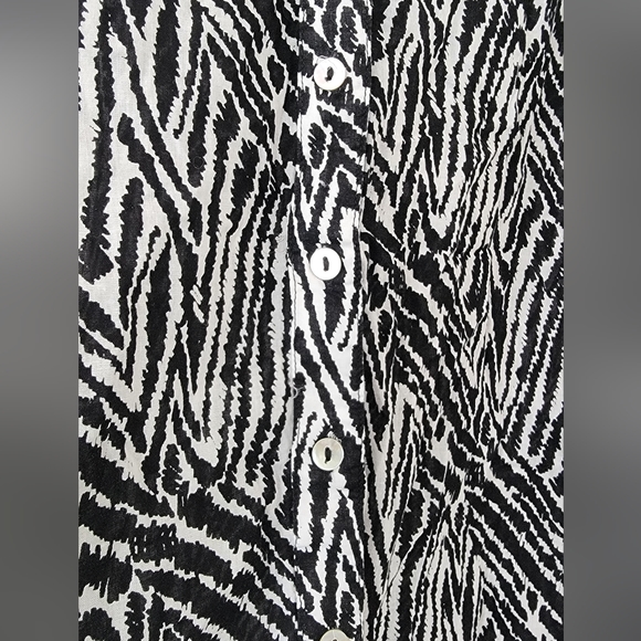 LOT of  Susan Graver Tops Size 1x Multi Colors Black, Lime, Red, Teal - Picture 5 of 6